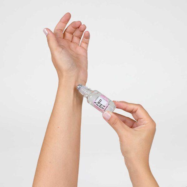 Afrodita - Huile parfumée roll-on aux phéromones – Image 4