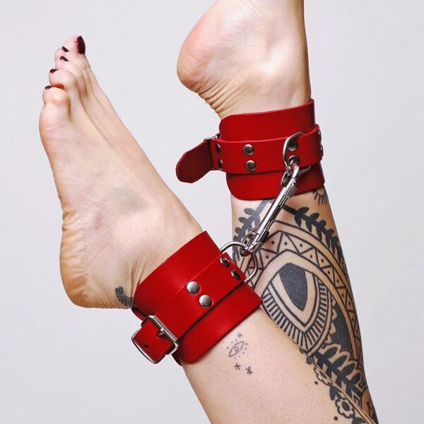 Chevillères en cuir épais Rouge