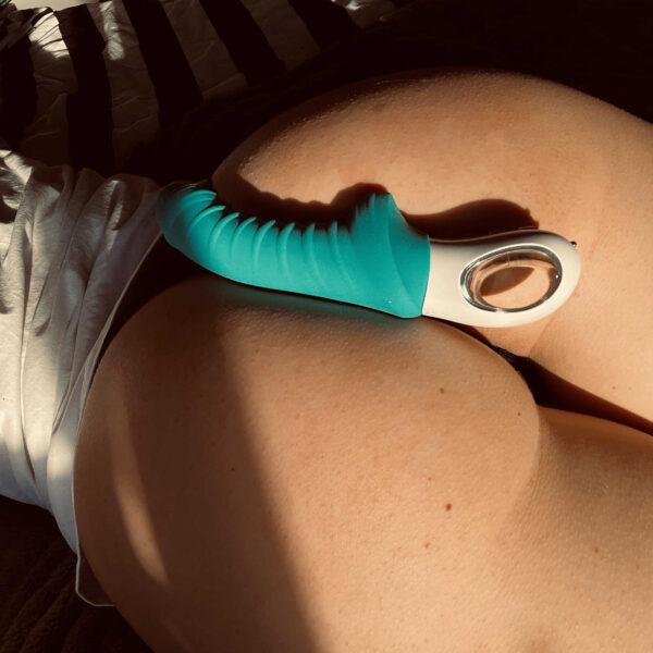 Tiger - Vibromasseur strié - Noir – Image 10