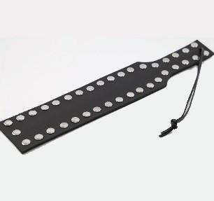 Paddle en Cuir Clous Noir