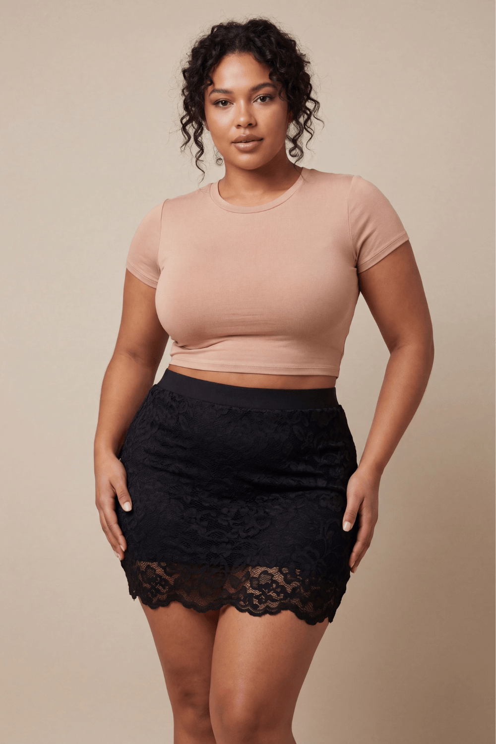 Jupe courte noire Camélia