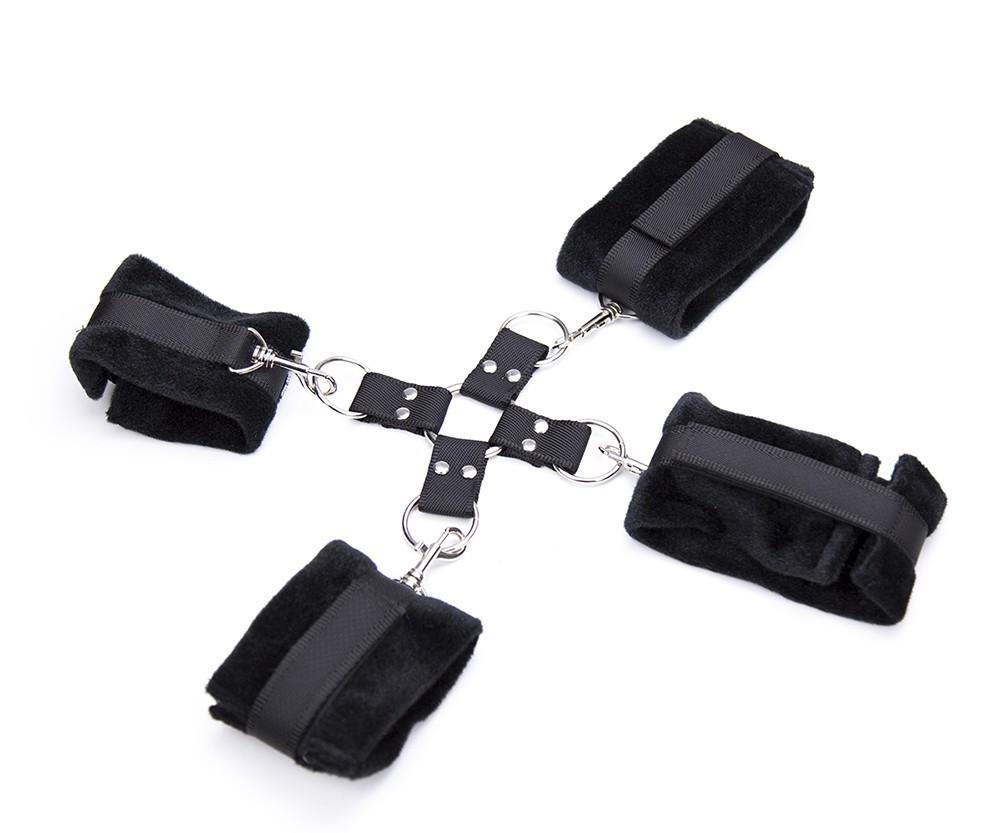 Menottes attache en croix pour mains et pieds Dreamy Fetish