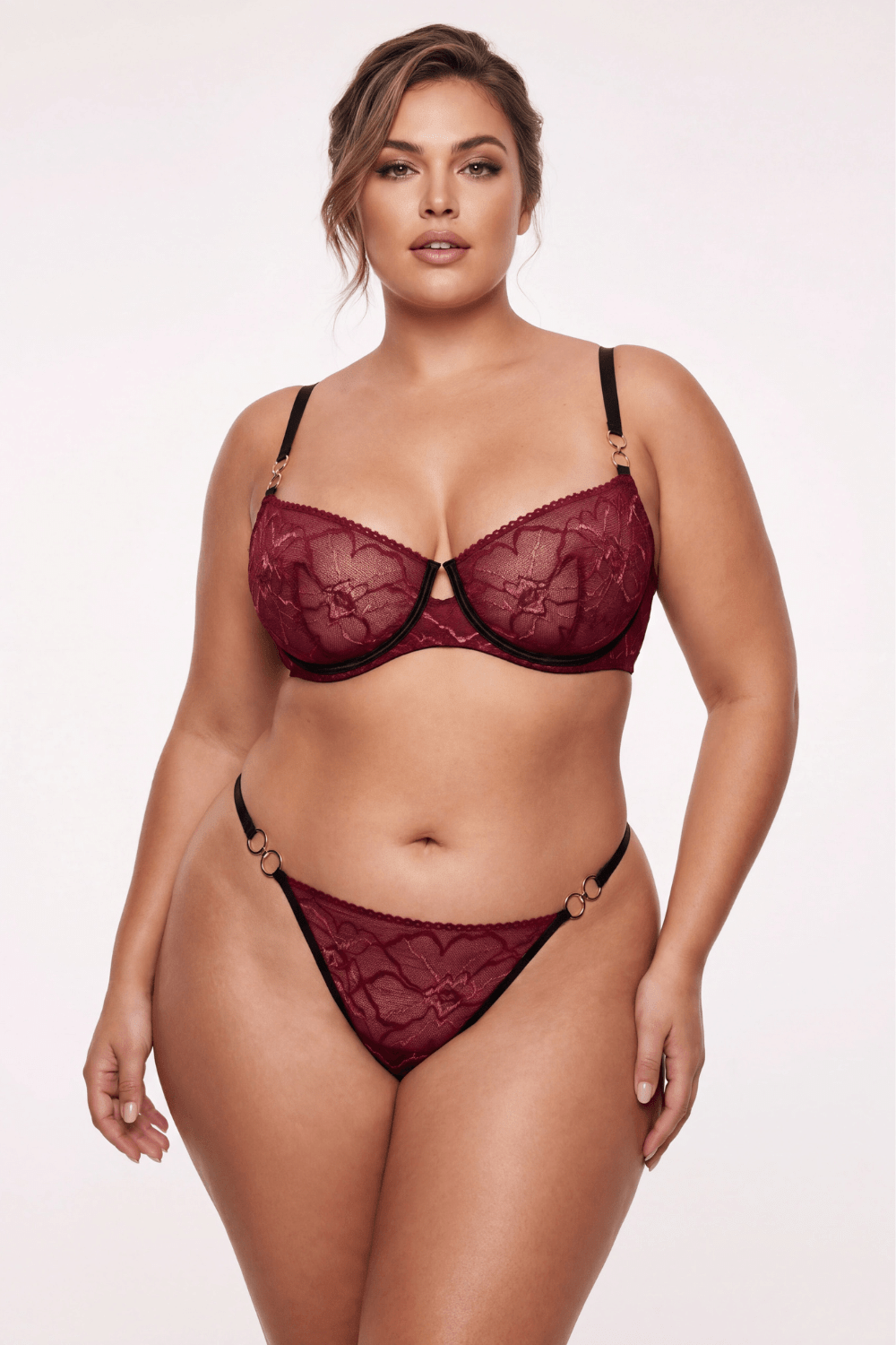 String bordeaux avec anneaux détachables